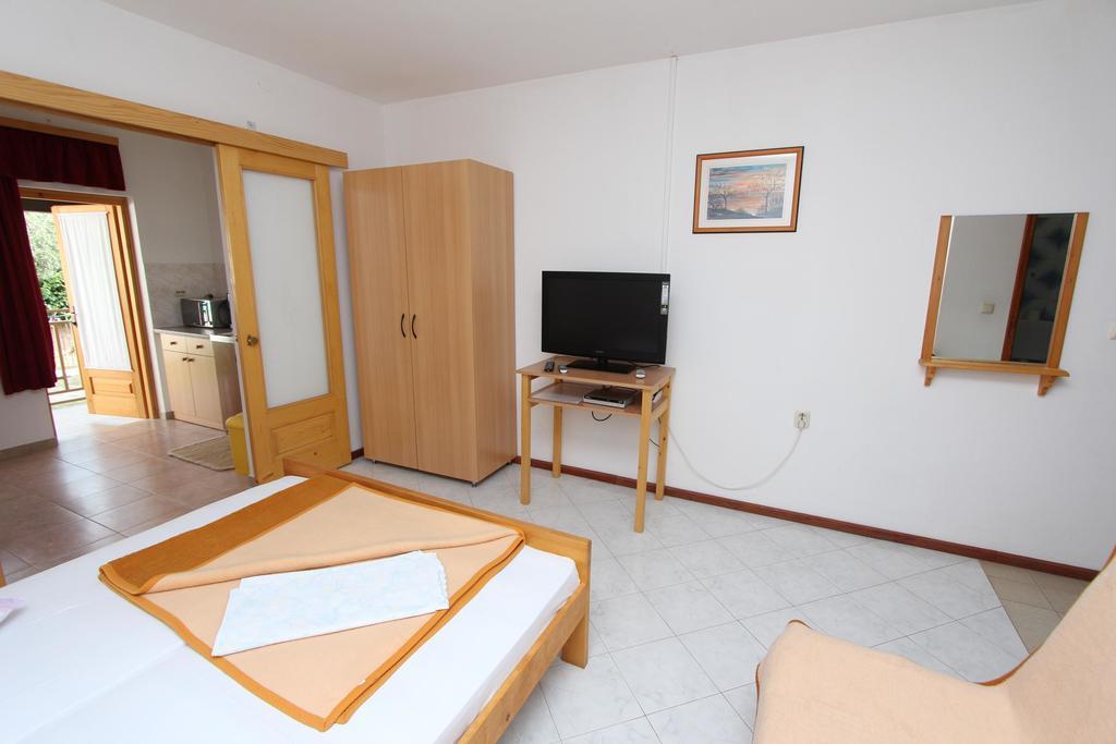 Room And Apartments Mariza Rovinj Phòng bức ảnh