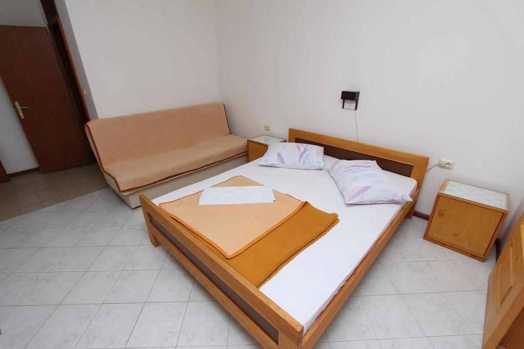 Room And Apartments Mariza Rovinj Ngoại thất bức ảnh