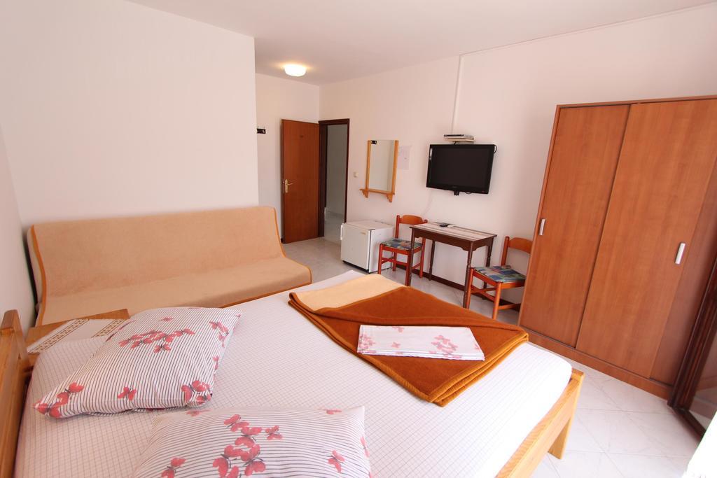 Room And Apartments Mariza Rovinj Phòng bức ảnh