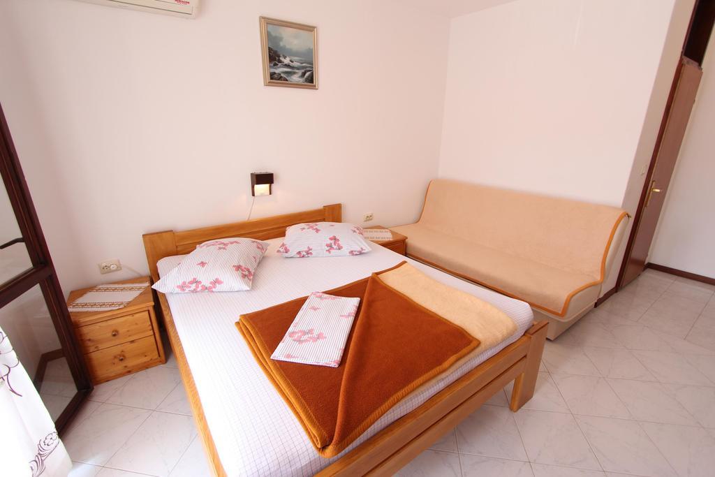 Room And Apartments Mariza Rovinj Phòng bức ảnh