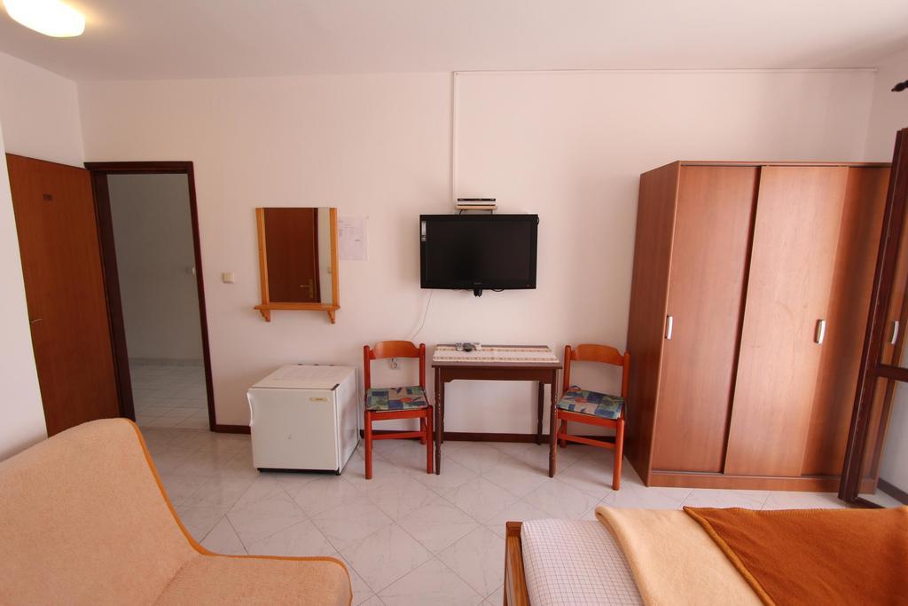 Room And Apartments Mariza Rovinj Phòng bức ảnh