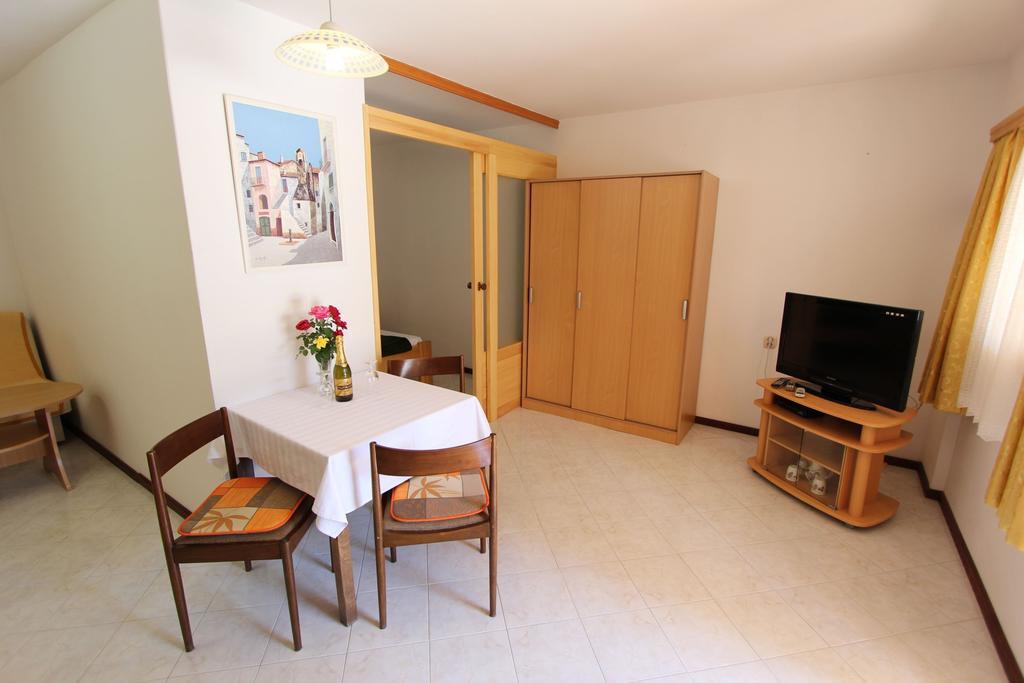 Room And Apartments Mariza Rovinj Phòng bức ảnh