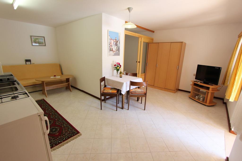 Room And Apartments Mariza Rovinj Phòng bức ảnh