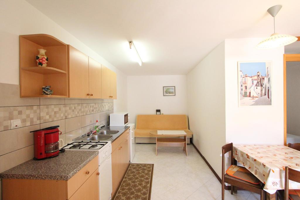 Room And Apartments Mariza Rovinj Ngoại thất bức ảnh