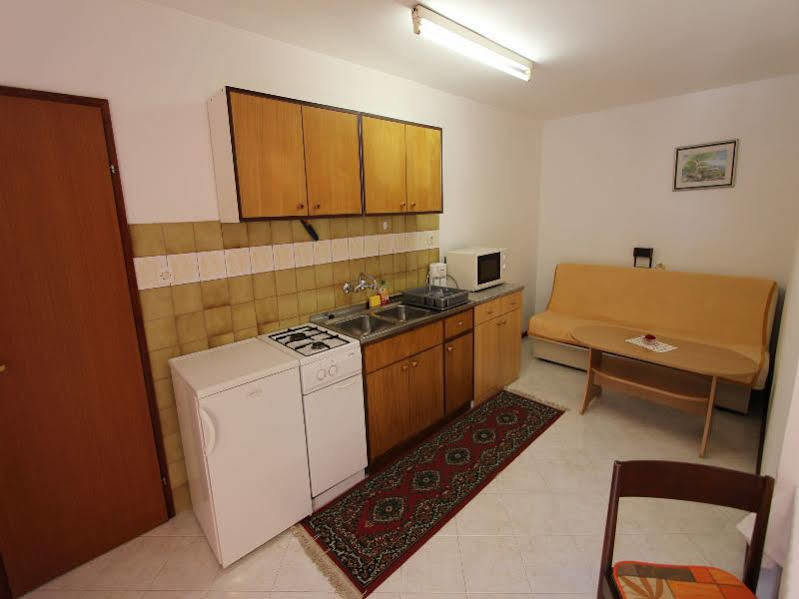 Room And Apartments Mariza Rovinj Ngoại thất bức ảnh